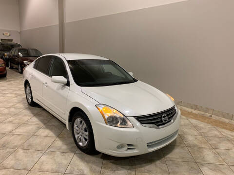 2012 Nissan Altima for sale at Super Bee Auto in Chantilly VA