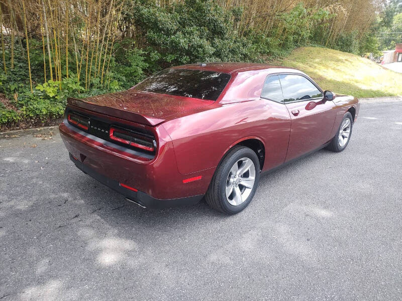 2021 Dodge Challenger SXT