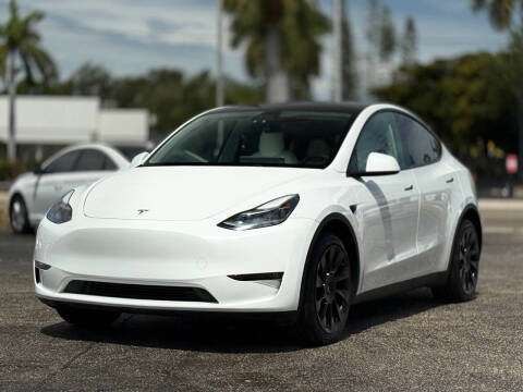 2023 Tesla Model Y Long Range