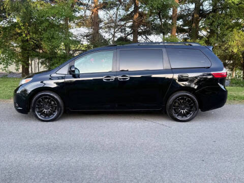 2015 Toyota Sienna