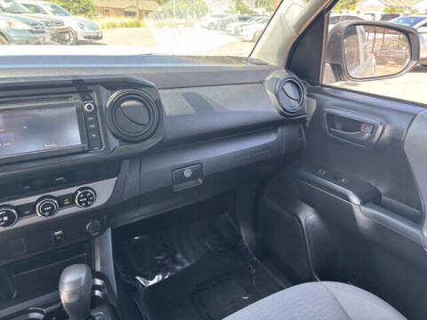 2017 Toyota Tacoma SR5