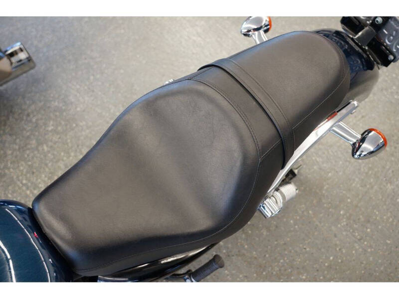 2004 Harley-Davidson XL883C