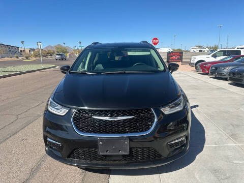 2022 Chrysler Pacifica Touring L