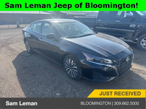 2023 Nissan Altima for sale at Sam Leman Mazda in Bloomington IL