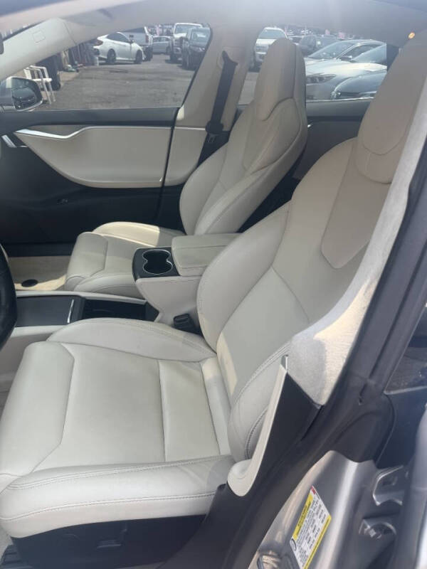 2017 Tesla Model S 75D