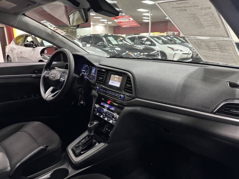 2020 Hyundai Elantra