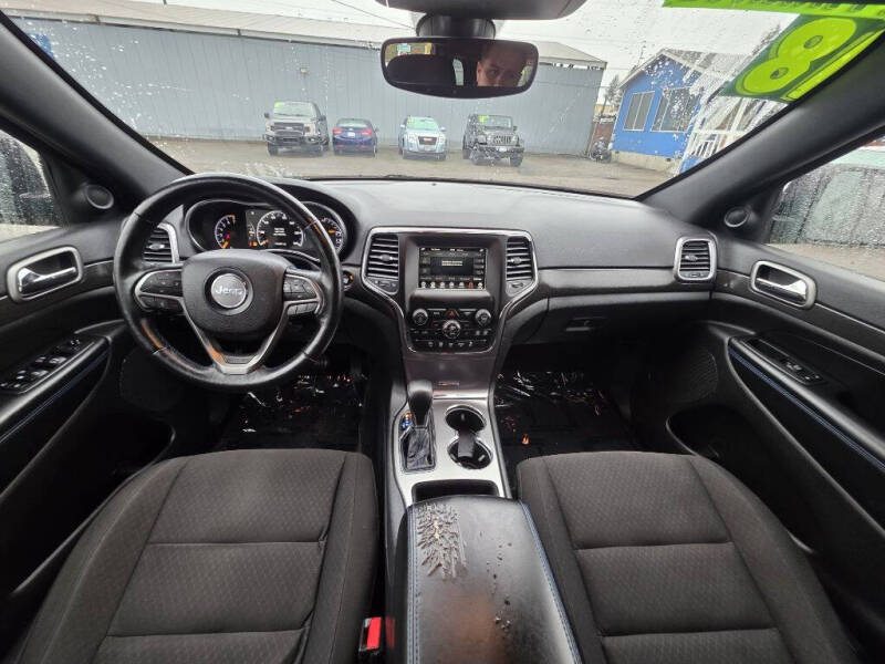 2018 Jeep Grand Cherokee Laredo