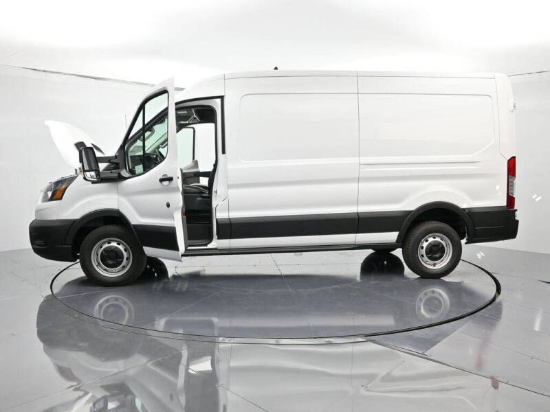 2025 Ford Transit 250