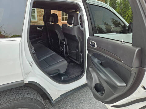 2018 Jeep Grand Cherokee Laredo E