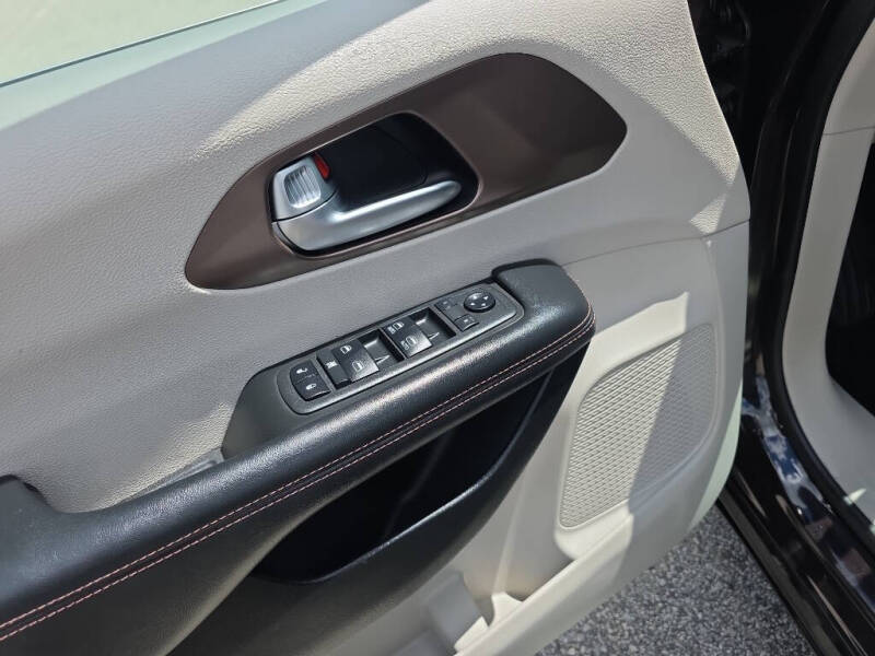 2018 Chrysler Pacifica Touring L