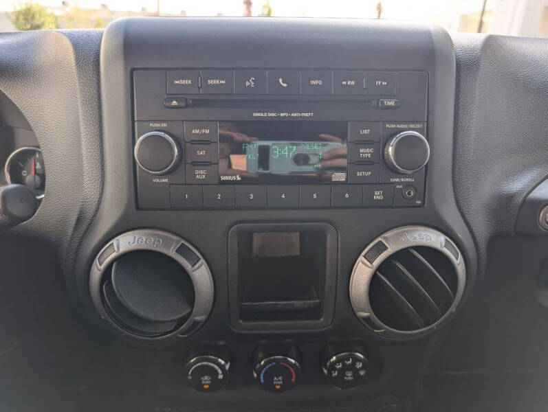 2012 Jeep Wrangler Unlimited Sport