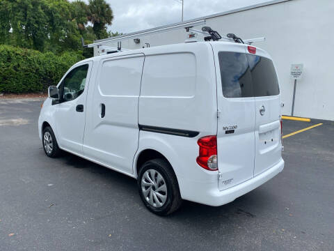 2019 Nissan NV200 SV