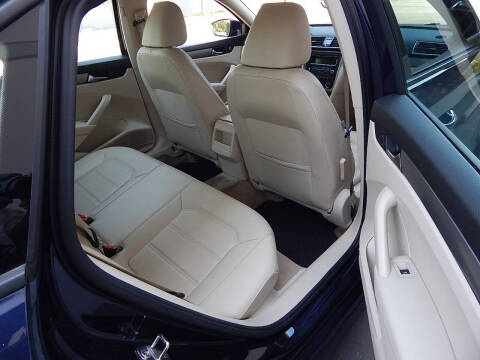 2015 Volkswagen Passat 1.8T Wolfsburg Edition