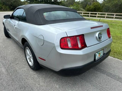 2010 Ford Mustang V6