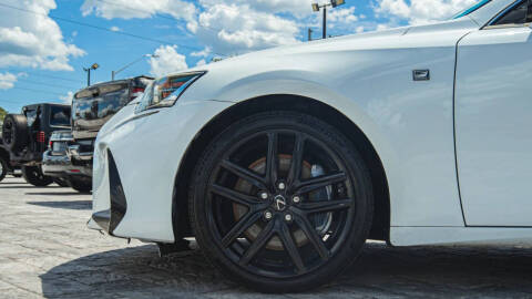 2017 Lexus IS 200t