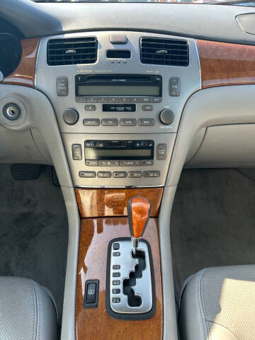 2005 Lexus ES 330