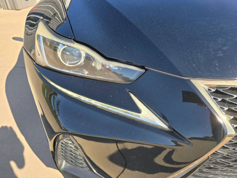 2017 Lexus IS 200t