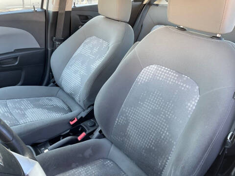 2017 Chevrolet Sonic LT Auto Fleet