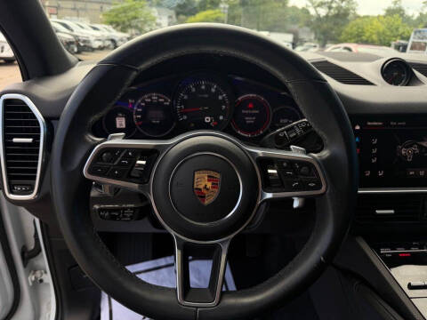 2023 Porsche Cayenne
