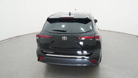 2026 Toyota Highlander Limited