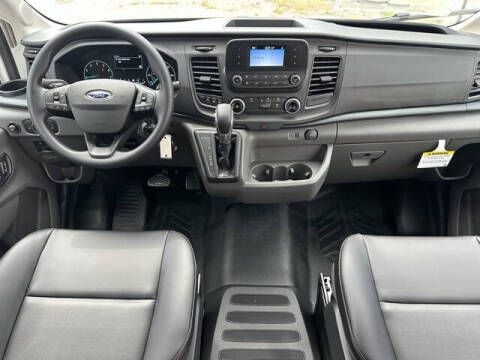 2025 Ford Transit 250