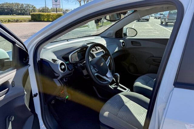 2020 Chevrolet Sonic LT