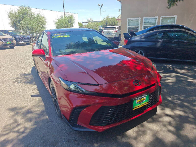 2025 Toyota Camry SE