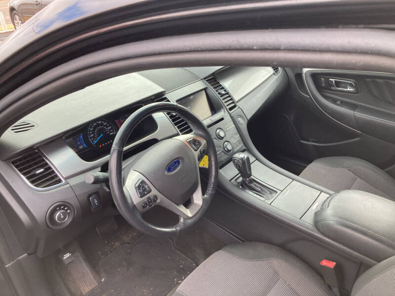 2013 Ford Taurus SEL