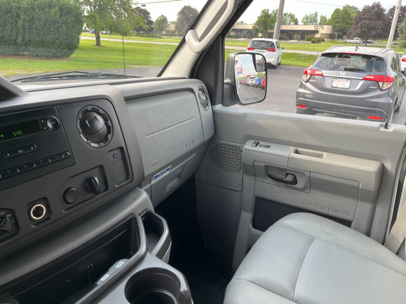 2010 Ford E-Series E-350 SD