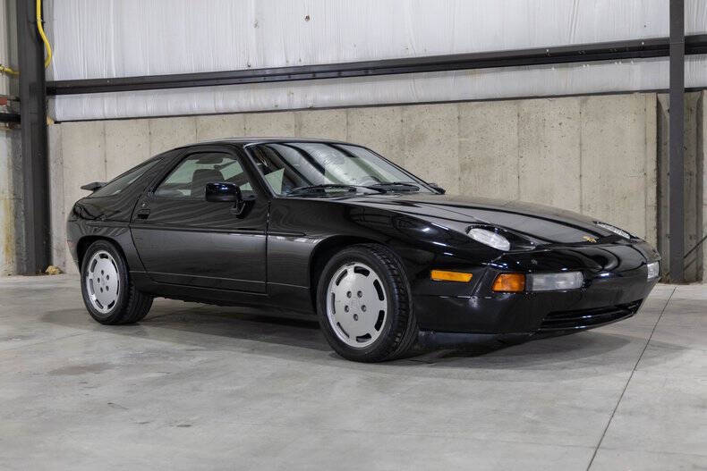 1987 Porsche 928 S4