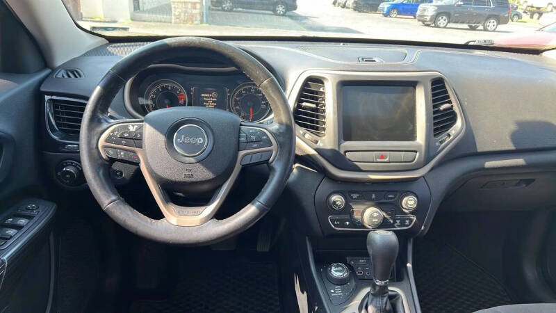 2016 Jeep Cherokee Latitude 75th Anniversary