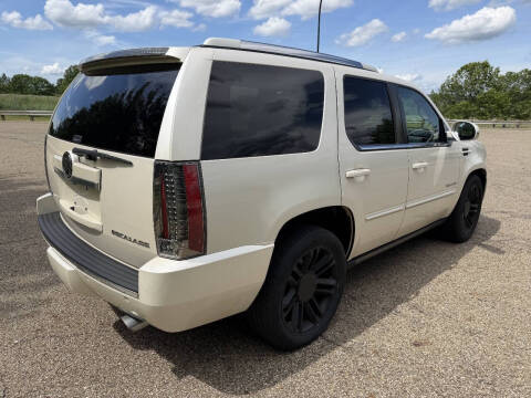 2012 Cadillac Escalade Premium