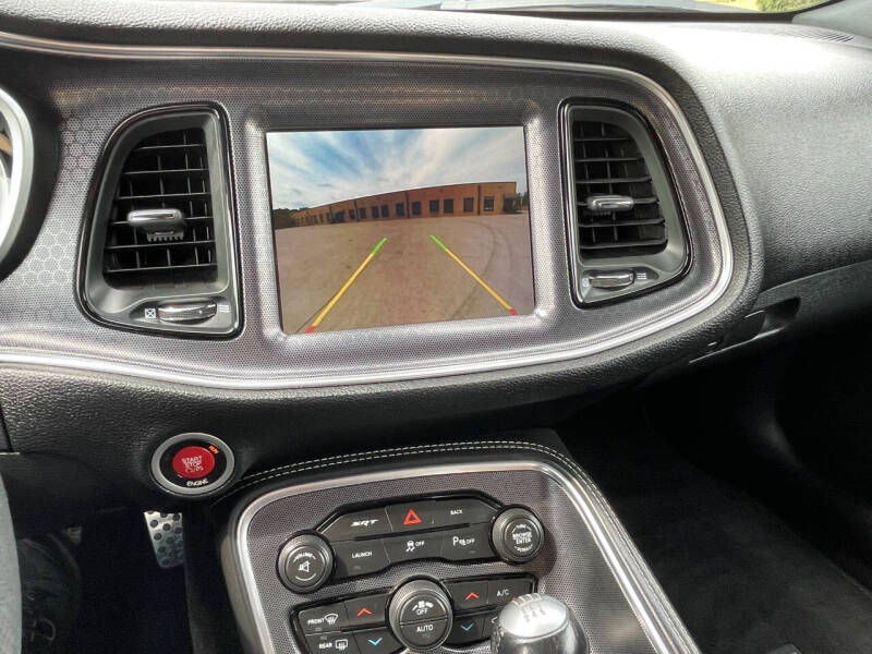 2015 Dodge Challenger SRT 392