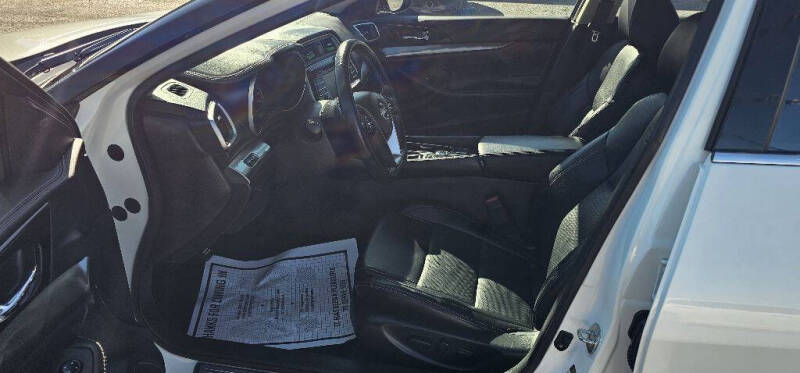 2023 Nissan Maxima 3.5 SV