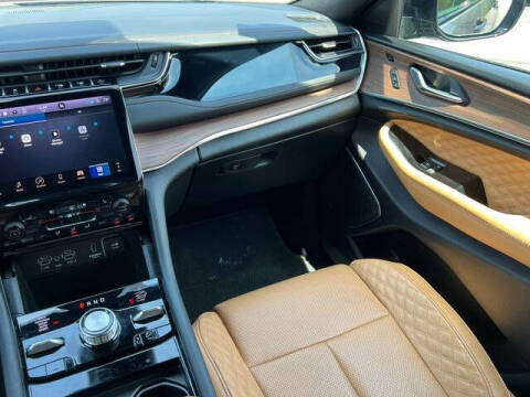 2024 Jeep Grand Cherokee Summit