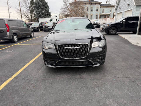2017 Chrysler 300 S Alloy Edition