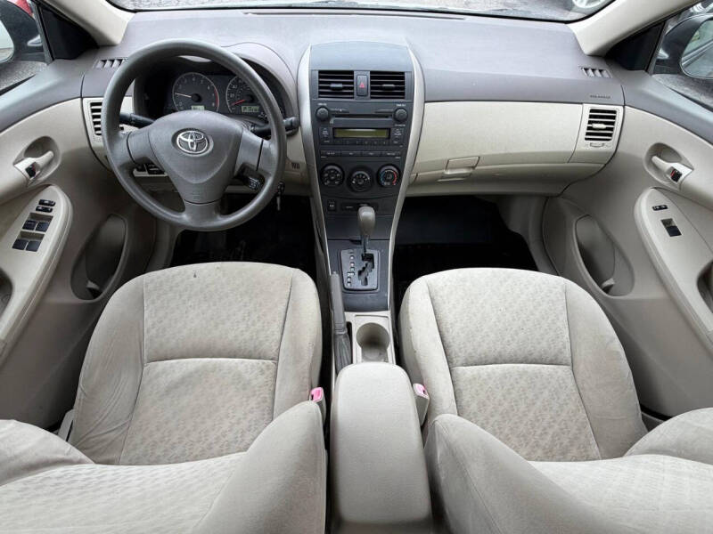 2009 Toyota Corolla LE