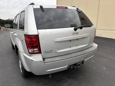 2006 Jeep Grand Cherokee Laredo