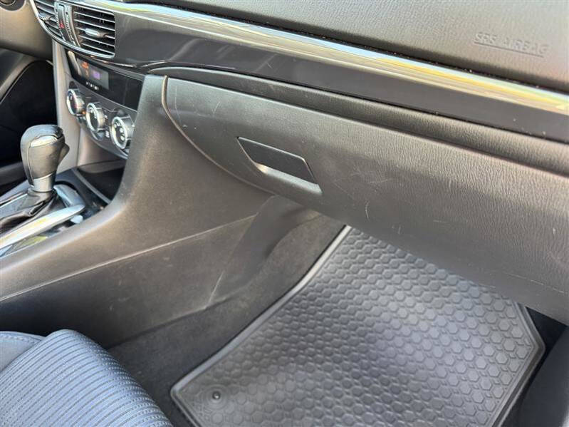 2015 Mazda MAZDA6 i Sport