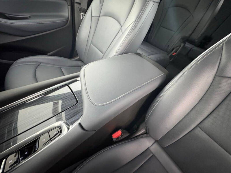 2022 Buick Enclave Premium