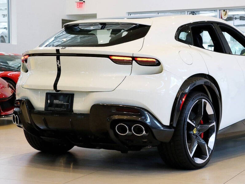 2024 Ferrari Purosangue