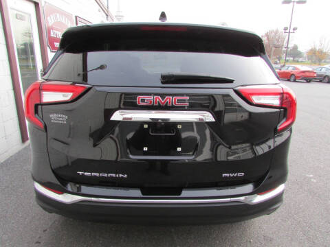 2024 GMC Terrain SLT