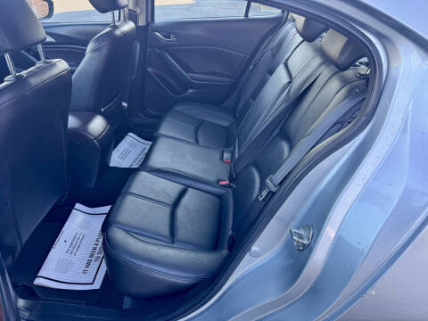 2017 Mazda MAZDA3 Touring