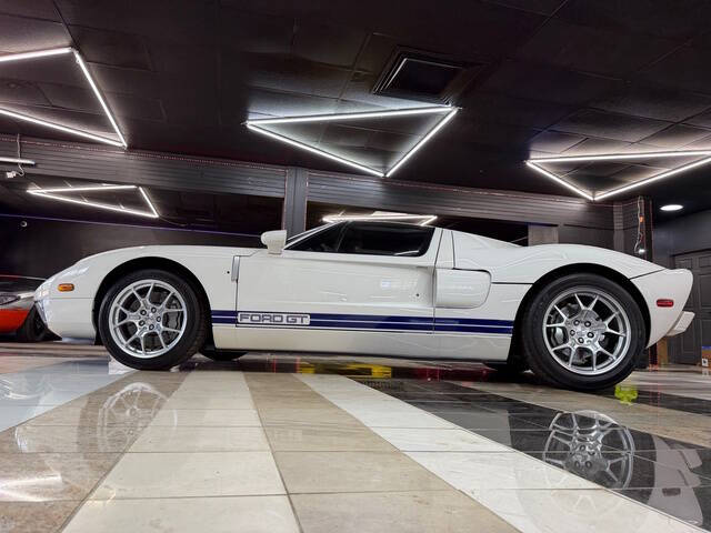 2005 Ford GT