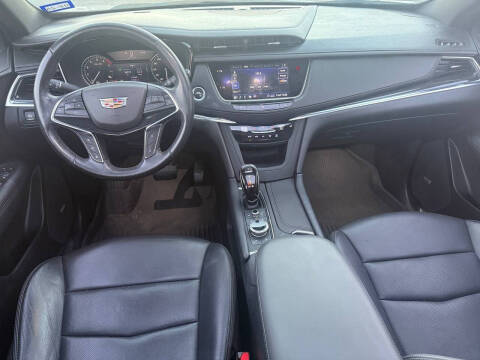 2020 Cadillac XT5 Premium Luxury
