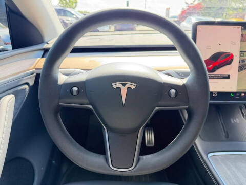2024 Tesla Model Y Long Range