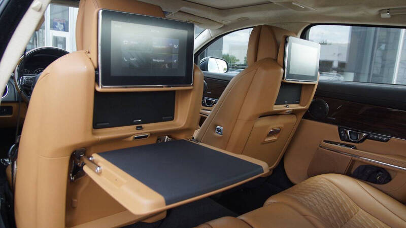 2016 Jaguar XJL Portfolio