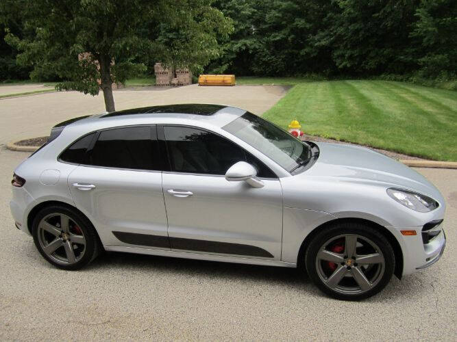 2016 Porsche Macan Turbo