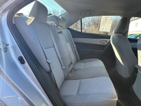 2016 Toyota Corolla LE