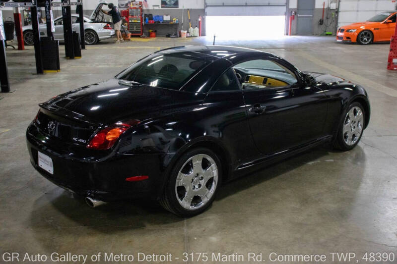 2004 Lexus SC 430